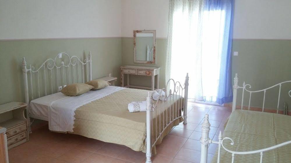 Mousata Elaias Gi Residence المظهر الخارجي الصورة